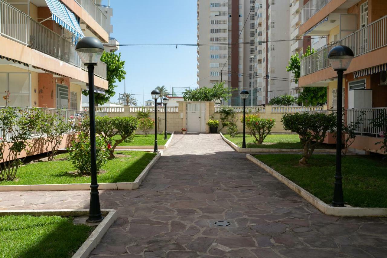 Apartamento Deluxe A 50M De Playa - Aire Wifi Gandía Eksteriør billede